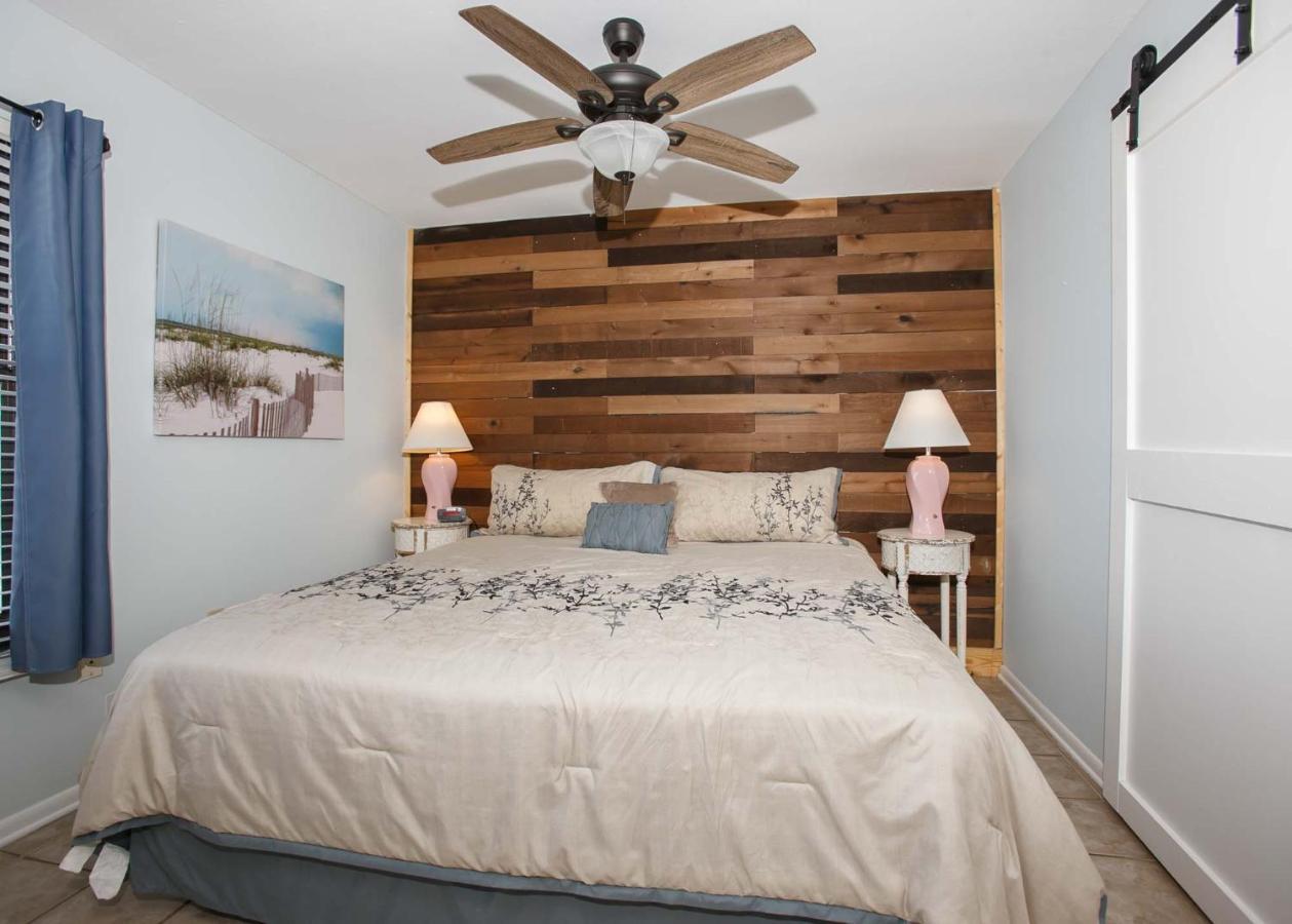 Island Winds West 477 By Albvr - Beachfront, Updated & Beautiful! Just Steps To The Beach & Hangout! Галф Шорс Екстериор снимка